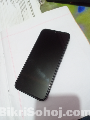 Realme C12